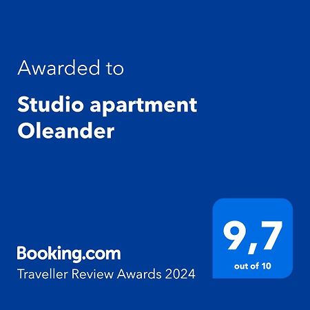 Studio Apartment Oleander Split Exteriör bild