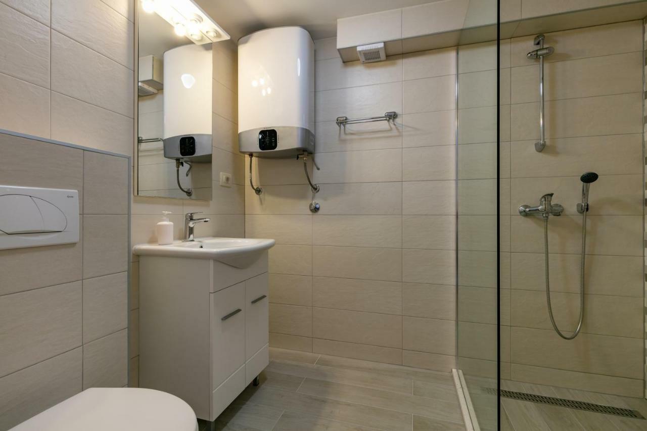 Studio Apartment Oleander Split Exteriör bild